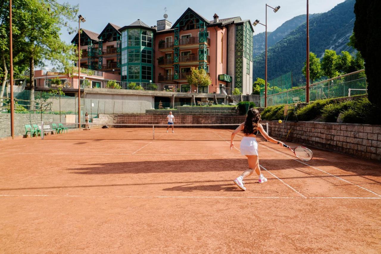 Club Hotel Tenno Zewnętrze zdjęcie